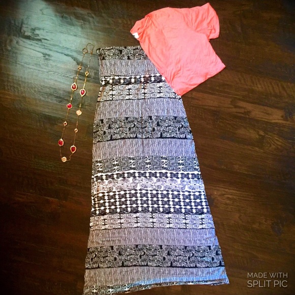 💥8$ LIMITED TIME ONLY💥Kirra tribal maxi skirt💕