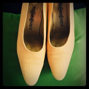 Vintage Original Yves saint Laurent shoes👠👠