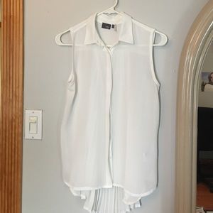 White button down blouse with pleating in the back
