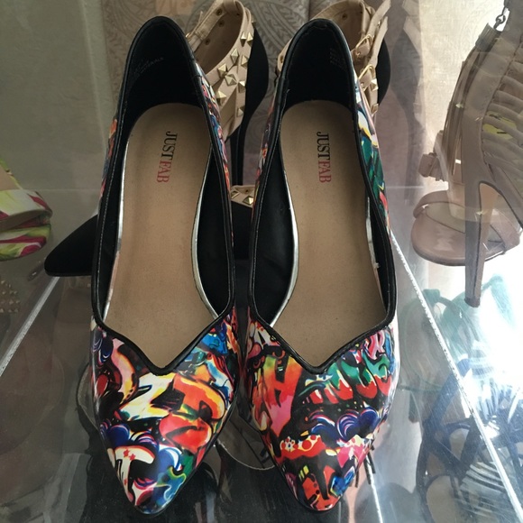 Graffiti heels - Picture 2 of 4