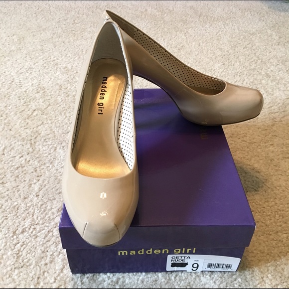 Madden Girl Nude Patent Leather Pumps