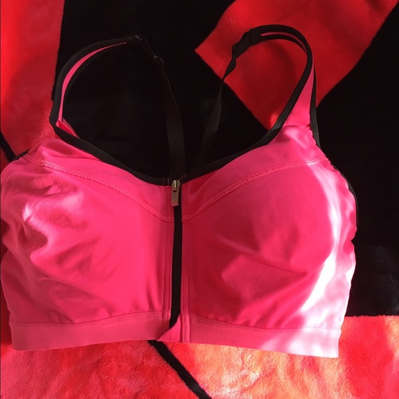 VS sports bra