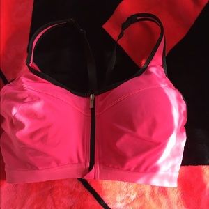 VS sports bra