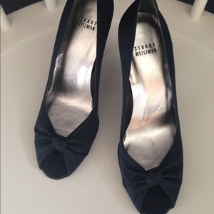 Navy blue silk Stuart Weitzman heels