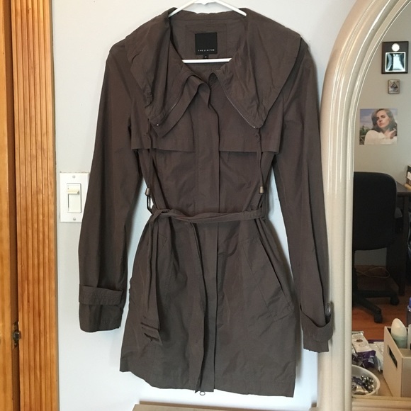 The Limited light fall jacket in dark charcoal