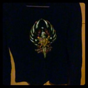 A woman's Harley-Davidson shirt long sleeve