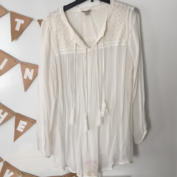 Lucky Brand Tops - White beaded peasant top
