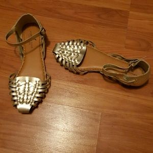American Eagle sandals