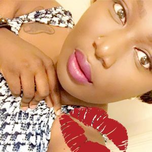 Meet your Posher, Hawa