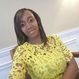 Meet your Posher, Andrea
