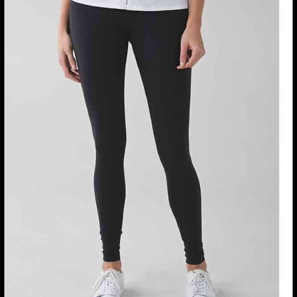 🚫SOLD🚫Lululemon wunder under