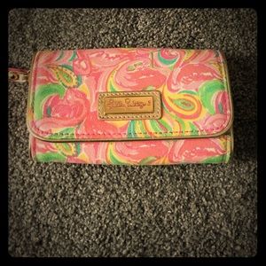 Lilly Pulitzer cellphone wallet/wristlet