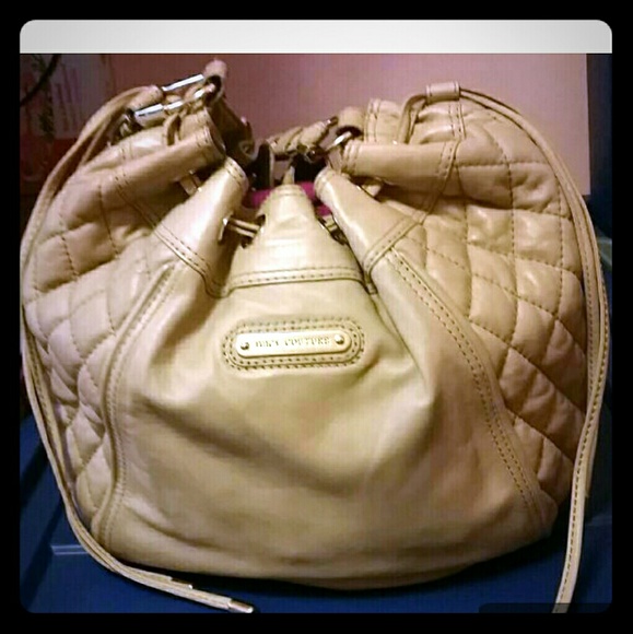 JUICY COUTURE TAN HOBO