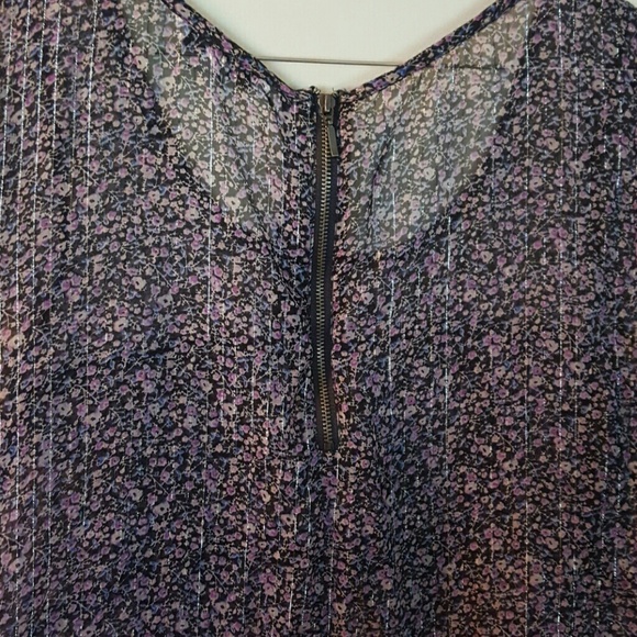 Sheer Ruffled Blouse - Picture 3 of 4