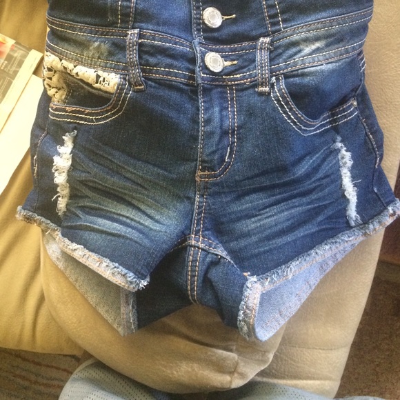 Overall - Picture 4 of 4