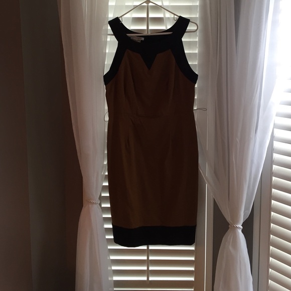 Maggie London texture brown and black dress