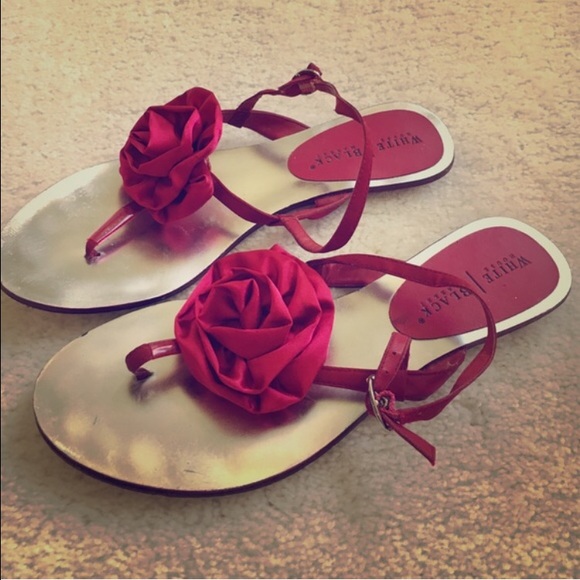 White House Black Market Shoes - White House/ Black Market sandals