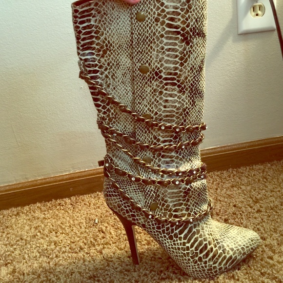 Calf high stiletto snakeskin boots