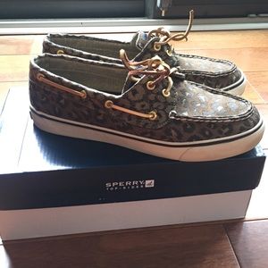 Sperry top-sider boat shoes in Leopard print