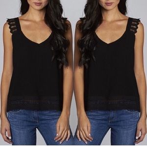 SOLD OUT !!!! Zelda Crochet Trim Tank