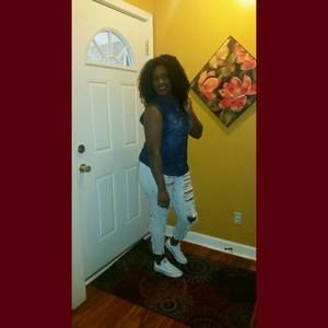 Meet your Posher, Latisha