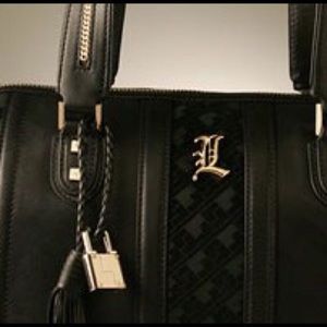 ISO removable Lamb Lock