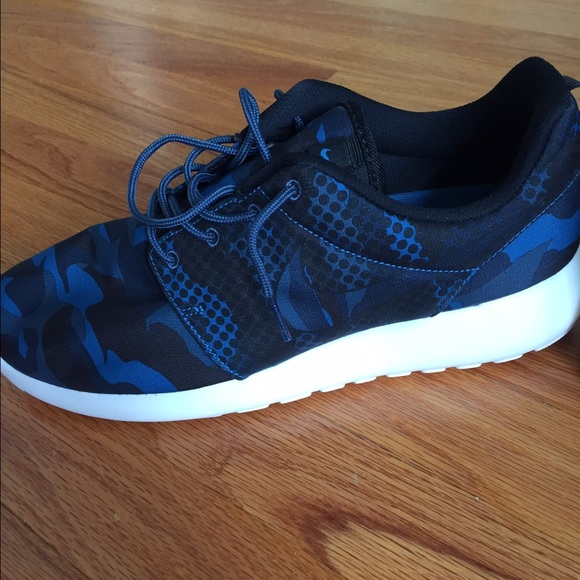 Men's Nike Roshe Blue Camo - Picture 4 of 4