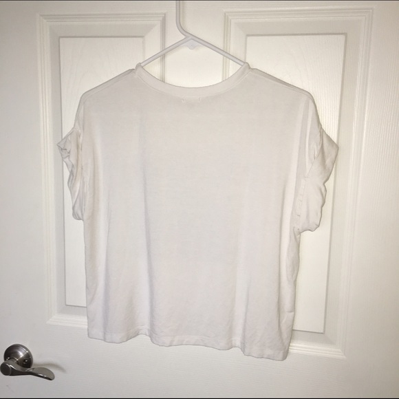 ❌SOLD❌Brandy Melville by John Galt camera tee. - Picture 3 of 4