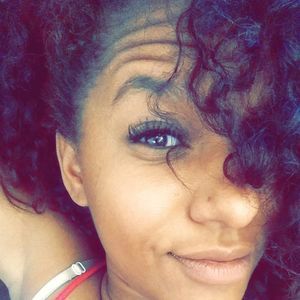Meet your Posher, Ashlie
