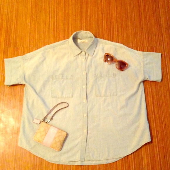 Madewell Courier Shirt in Chambray