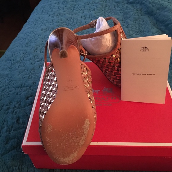 Coach Sandals Leela $40 - Picture 3 of 3