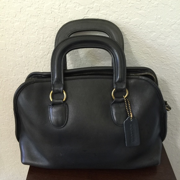 Vintage leather Coach hand bag