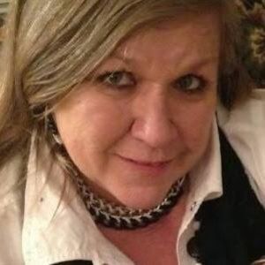 Meet your Posher, Alecia