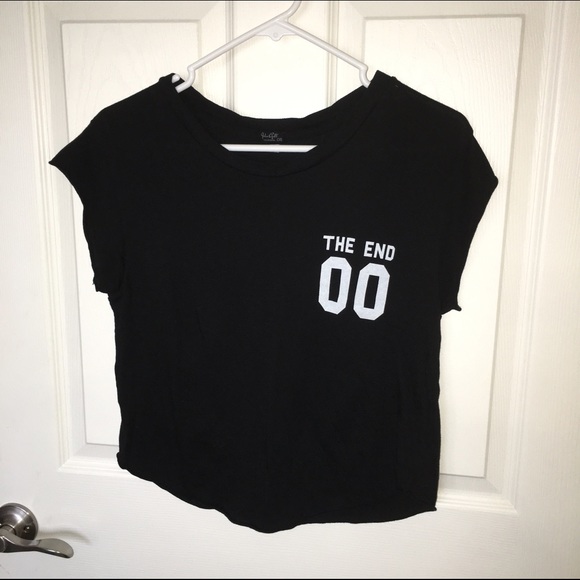 Brandy Melville by John Galt "the end" tee. - Picture 2 of 4