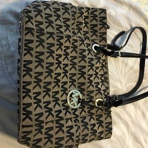 Michael Kors Tote
