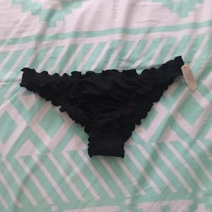 vs black ruffle cheeky ‼️