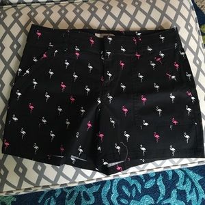 Black flamingo print shorts