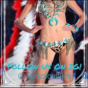 FREE SHIPPING TO ALL SOCIAL MEDIA FOLLOWERS! FREE SHIPPING TO ALL SOCIAL MEDIA FOLLOWERS!