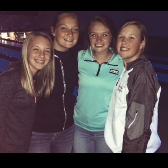 Meet your Posher, Jessa - Picture 2 of 2