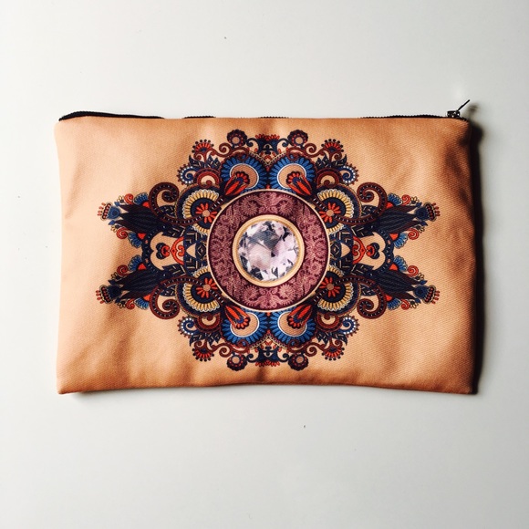 Oversize Clutch