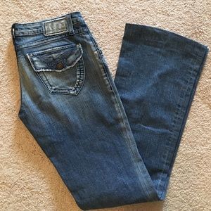 Flared leg Robin's Jean