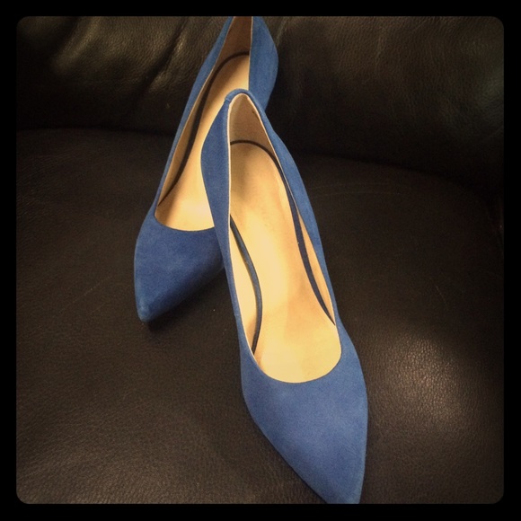 Nine West blue pumps 3" heel