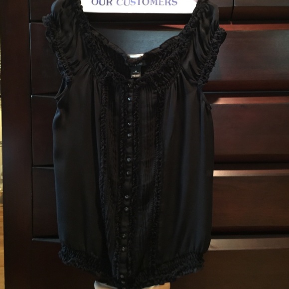 Black shirt