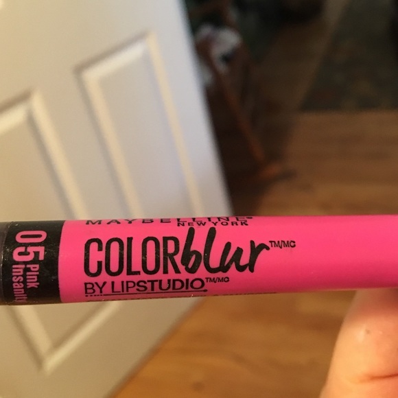 Never used cream matte pink lip pencil