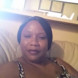 Meet your Posher, Wyvette