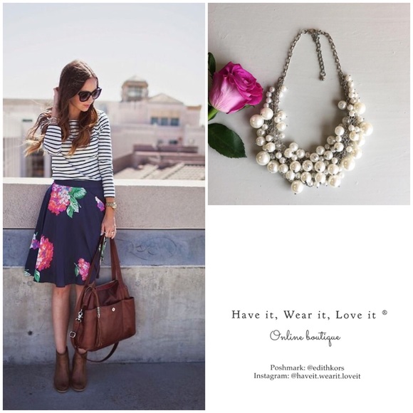 NEW! handmade pearl statement necklace - Picture 3 of 3