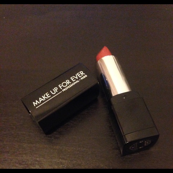 New Make Up Forever Rouge Artist Natural Lipstick