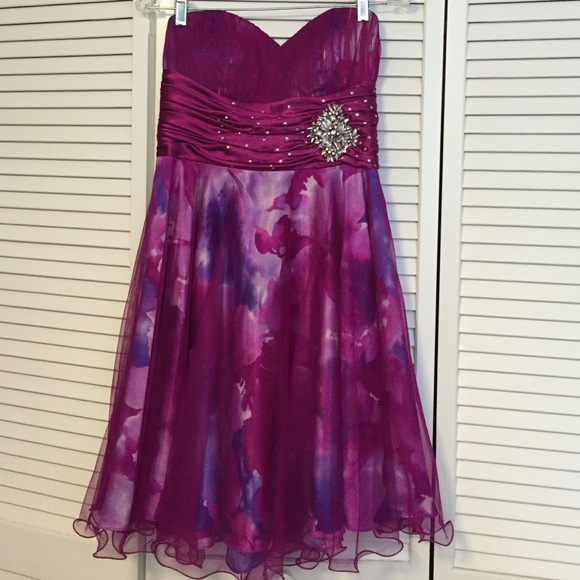 Gorgeous dress!