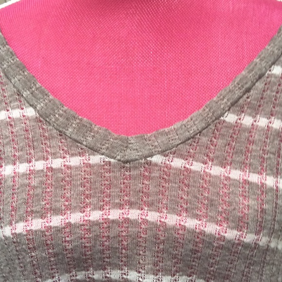 Cedar Tree cropped sweater - Picture 2 of 4