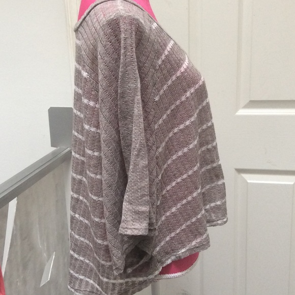 Cedar Tree cropped sweater - Picture 3 of 4